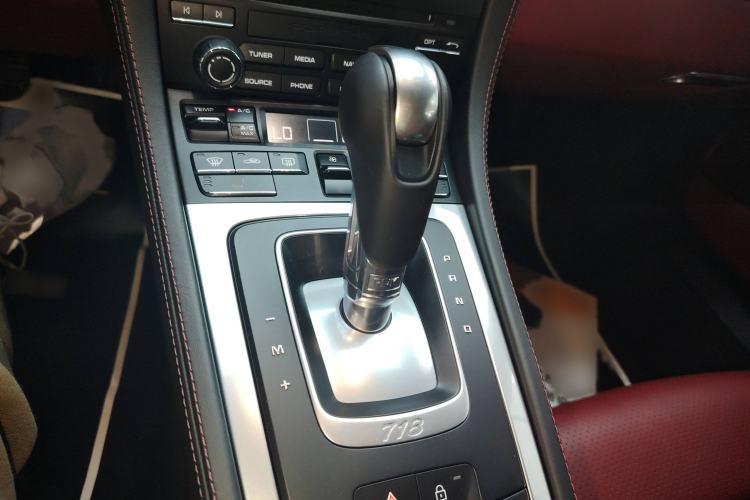 Used Porsche 718 2020 Boxster 2.0T Gear Lever