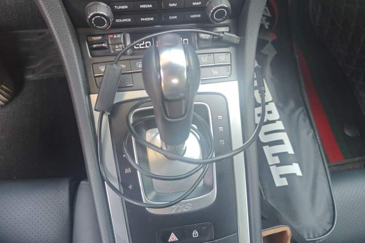 Used Porsche 718 2020 Boxster 2.0T Gear Lever