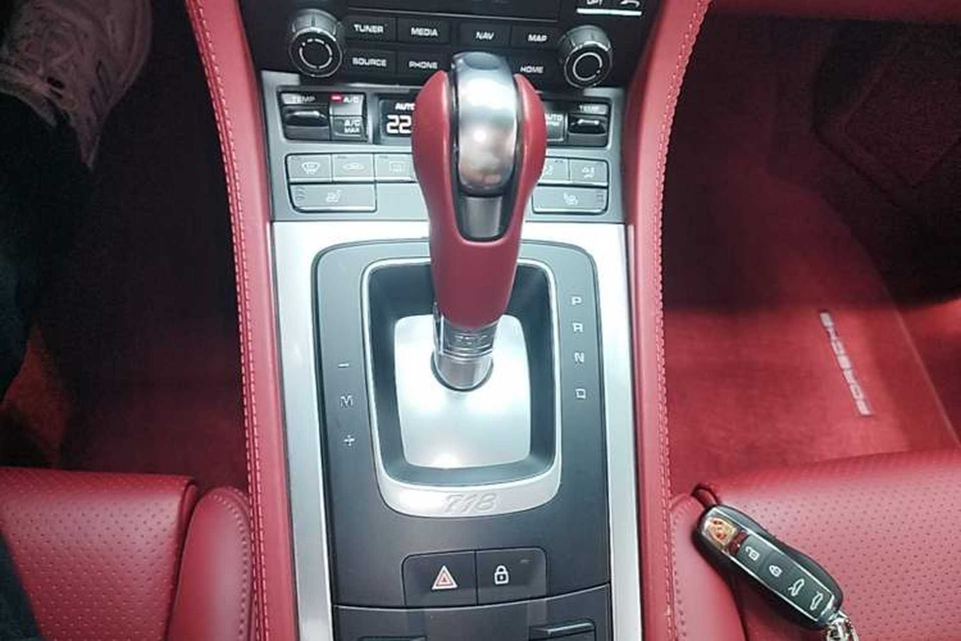 Used Porsche 718 2020 Cayman 2.0T Gear Lever