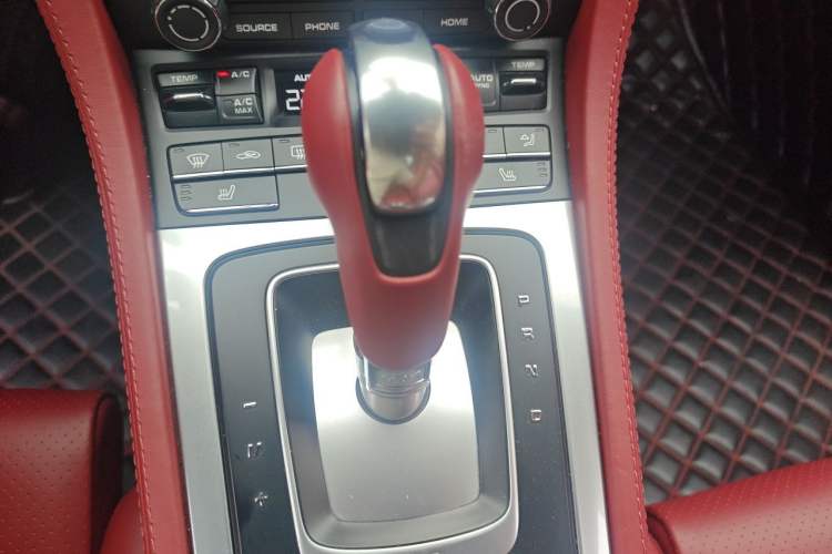 Used Porsche 718 2020 Cayman 2.0T Gear Lever