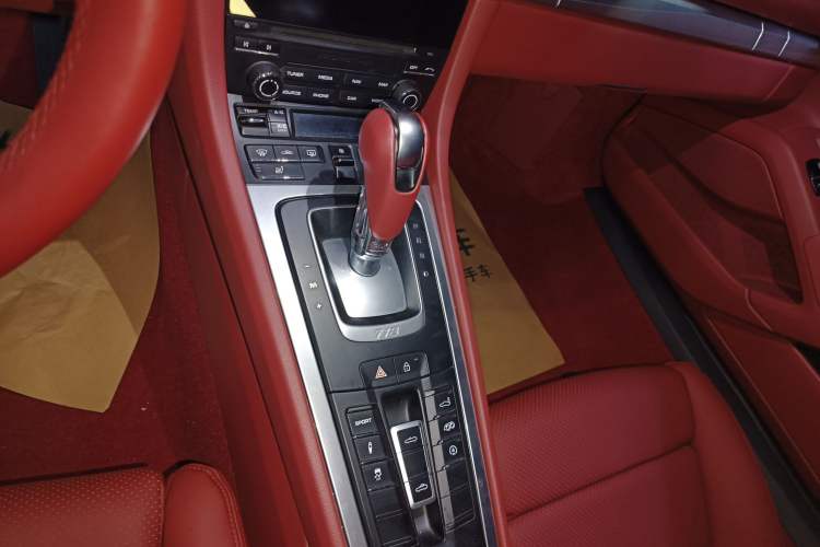 Used Porsche 718 2020 Boxster 2.0T Gear Lever