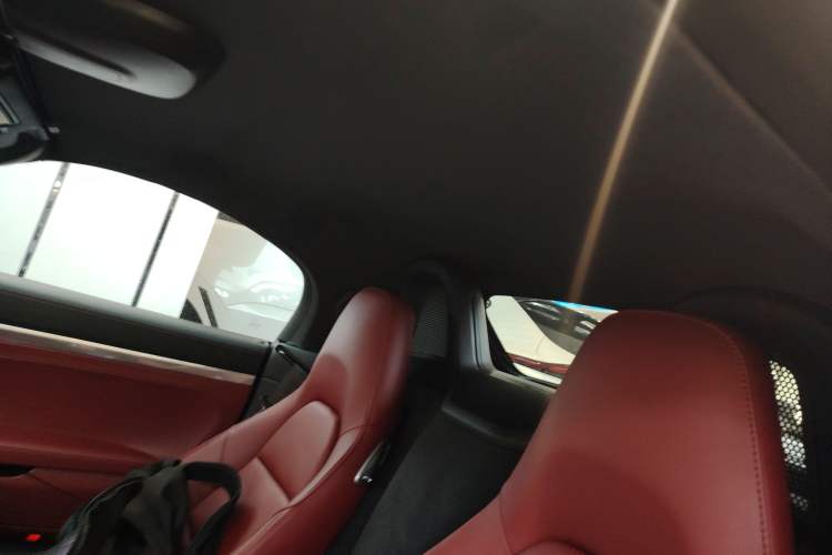 Used Porsche 718 2020 Boxster 2.0T Headliner