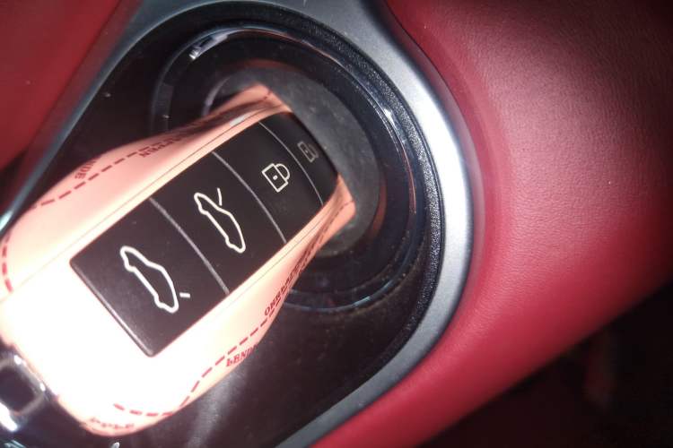 Used Porsche 718 2020 Boxster 2.0T Interior 1