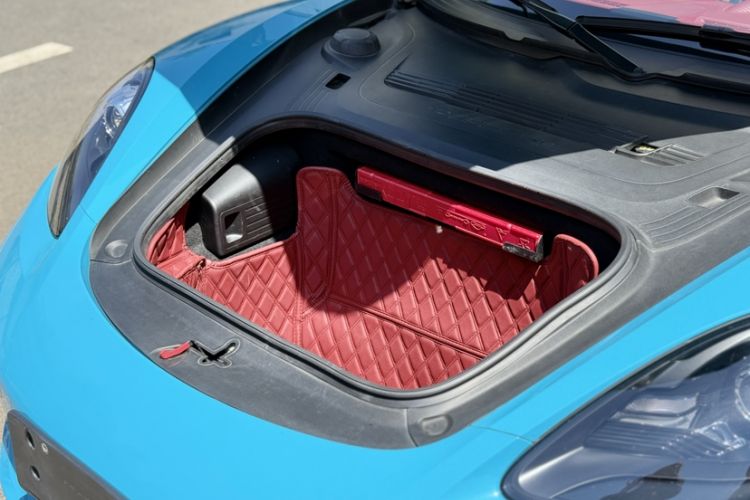 Used Porsche 718 2020 Boxster 2.0T Interior 7