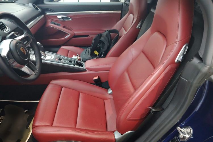 Used Porsche 718 2020 Boxster 2.0T Left Front Seat