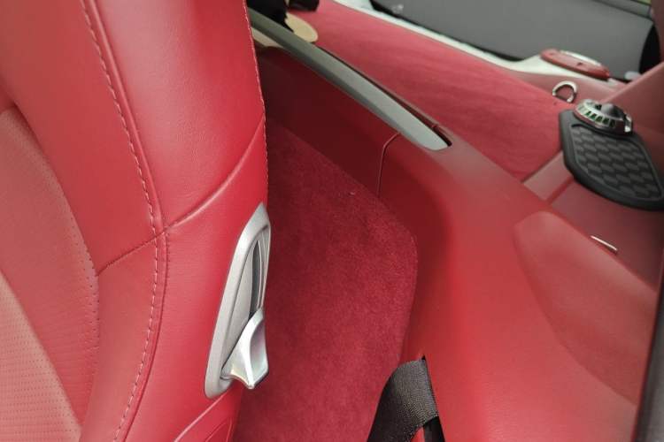 Used Porsche 718 2020 Cayman 2.0T Left Rear Seat