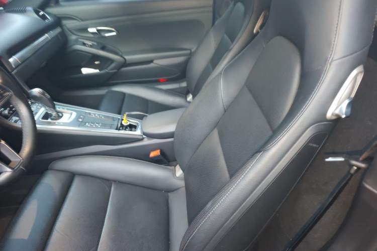 Used Porsche 718 2020 Cayman 2.0T Left Rear Seat