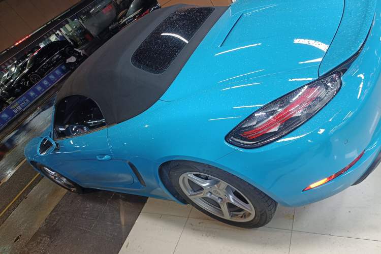 Used Porsche 718 2020 Boxster 2.0T Left Side