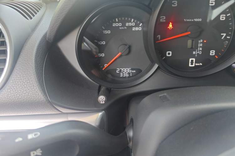 Used Porsche 718 2020 Boxster 2.0T Odometer Close Up