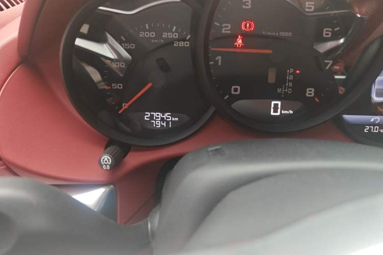 Used Porsche 718 2020 Cayman 2.0T Odometer Close Up
