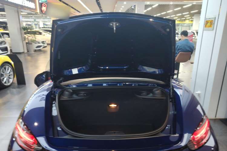 Used Porsche 718 2020 Boxster 2.0T Trunk