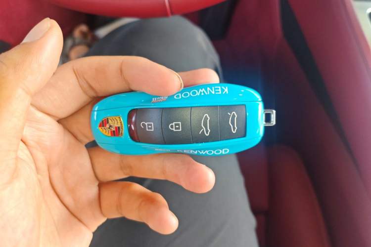 Used Porsche 718 2020 Cayman 2.0T Vehicle Key