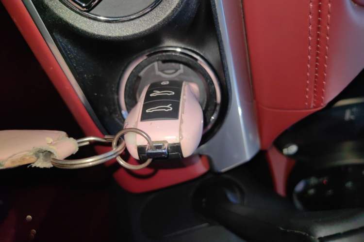 Used Porsche 718 2020 Boxster 2.0T Vehicle Key
