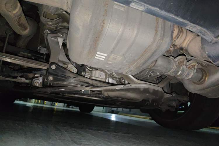 Used Porsche 718 2020 Cayman 2.0T Chassis Rear Left