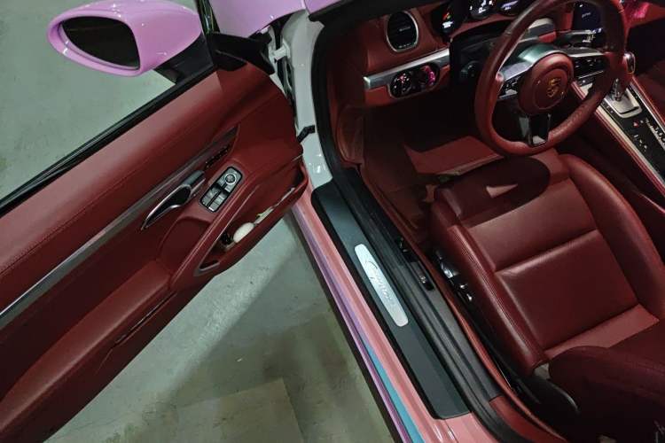 Used Porsche 718 2020 Cayman 2.0T Driver Seat
