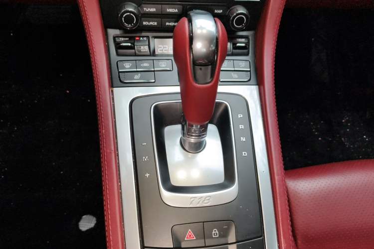 Used Porsche 718 2020 Cayman 2.0T Gear Lever