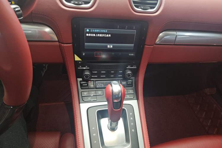 Used Porsche 718 2020 Cayman 2.0T Audio And AC Panel