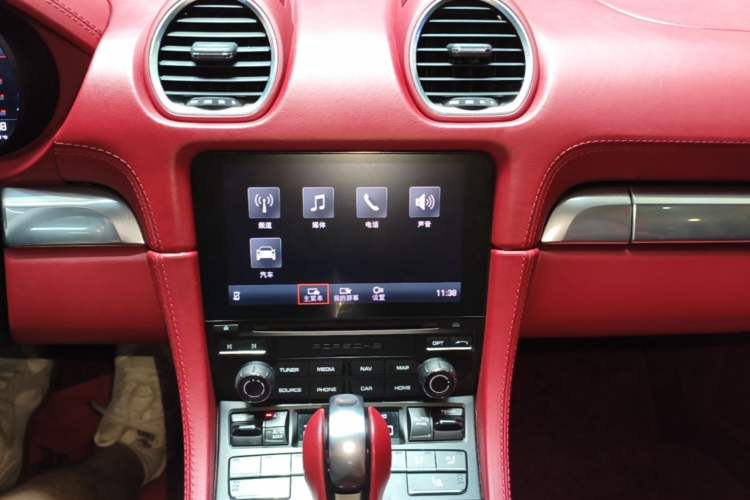 Used Porsche 718 2020 Cayman 2.0T Audio And AC Panel