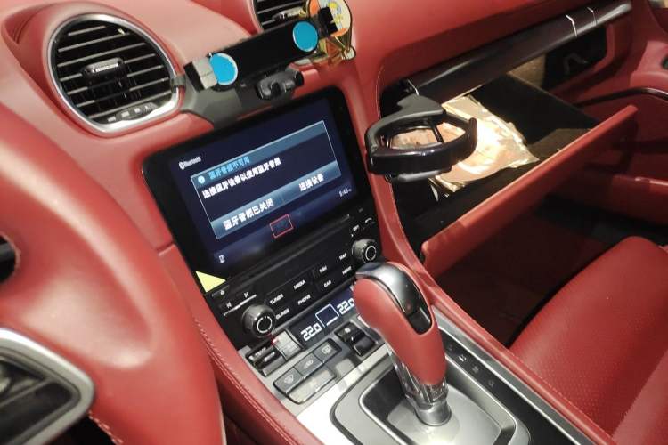 Used Porsche 718 2020 Boxster 2.0T Audio And AC Panel