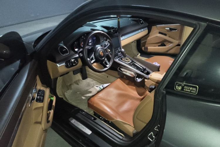 Used Porsche 718 2020 Cayman 2.0T Driver Seat