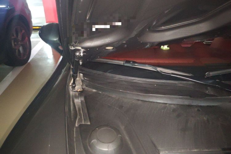 Used Porsche 718 2020 Boxster 2.0T Engine Bay Right