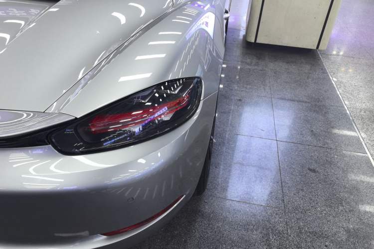 Used Porsche 718 2020 Boxster 2.0T Exterior 3