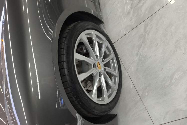 Used Porsche 718 2020 Cayman 2.0T Exterior 4
