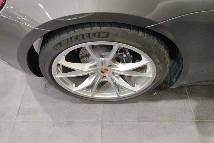 Used Porsche 718 2020 Boxster 2.0T Exterior 5