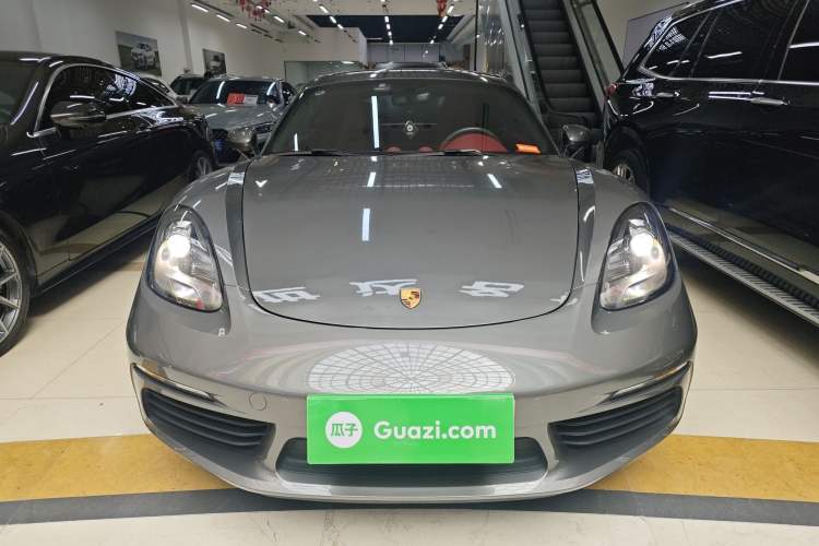 Used Porsche 718 2020 Cayman 2.0T Front