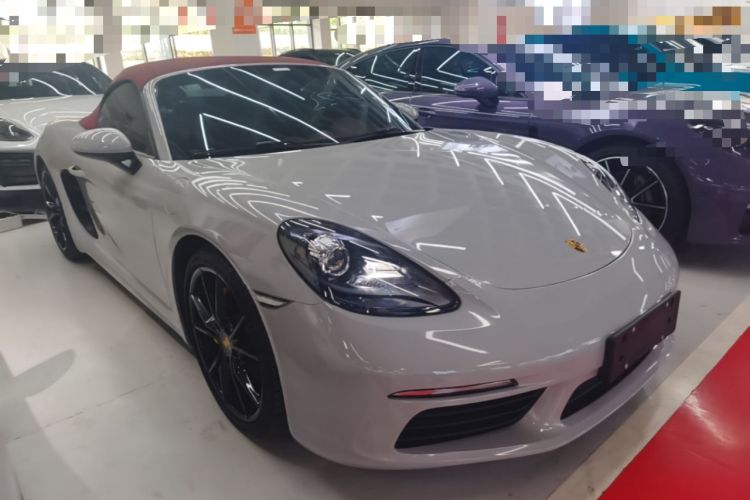 Used Porsche 718 2020 Boxster 2.0T Front Right 45 Deg