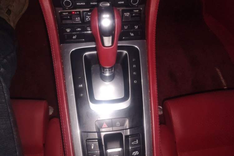 Used Porsche 718 2020 Boxster 2.0T Gear Lever