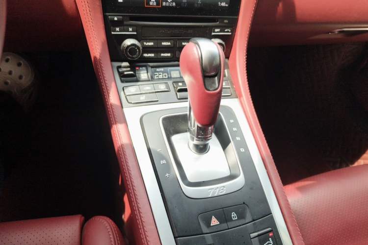 Used Porsche 718 2020 Cayman 2.0T Gear Lever