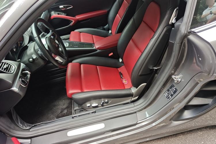 Used Porsche 718 2020 Cayman 2.0T Left Front Seat
