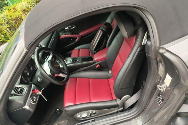 Used Porsche 718 2020 Boxster 2.0T Left Front Seat