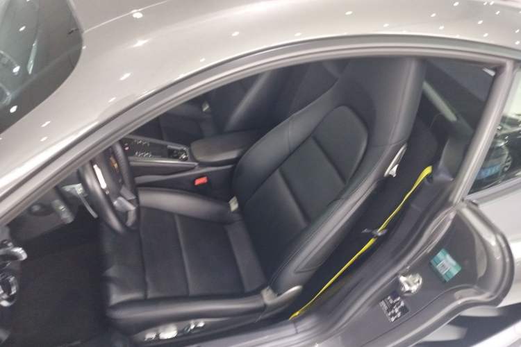 Used Porsche 718 2020 Cayman 2.0T Left Front Seat