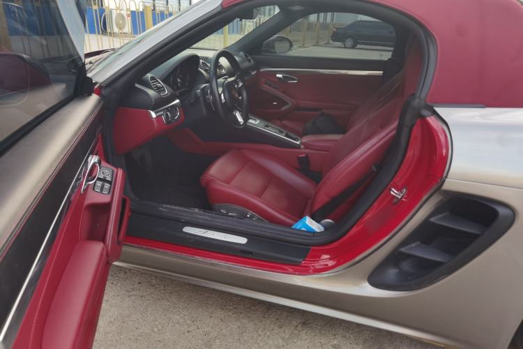 Used Porsche 718 2020 Boxster 2.0T Left Front Seat