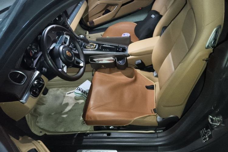 Used Porsche 718 2020 Cayman 2.0T Left Front Seat