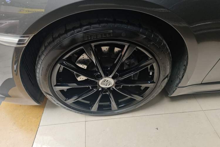 Used Porsche 718 2020 Cayman 2.0T Left Front Wheel Hub