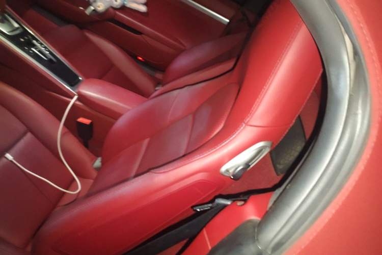 Used Porsche 718 2020 Boxster 2.0T Left Rear Seat