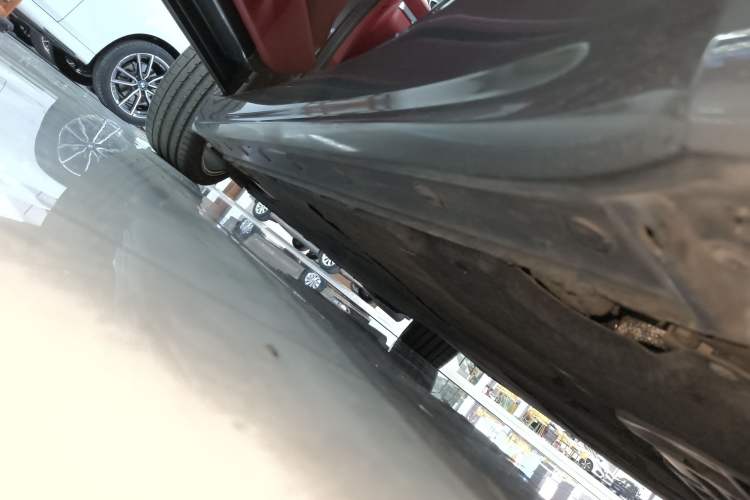 Used Porsche 718 2020 Cayman 2.0T Left Side Sill