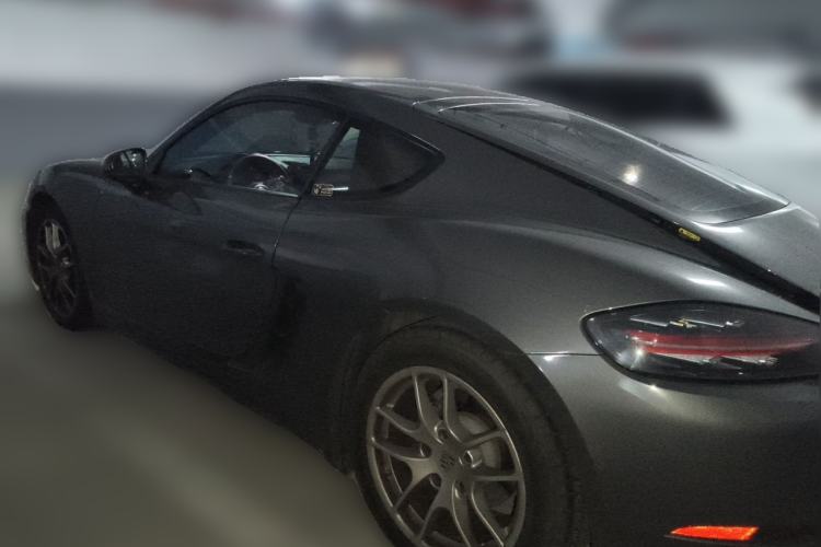 Used Porsche 718 2020 Cayman 2.0T Rear Left 45 Deg