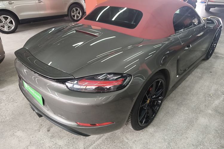 Used Porsche 718 2020 Boxster 2.0T Rear Right 45 Deg