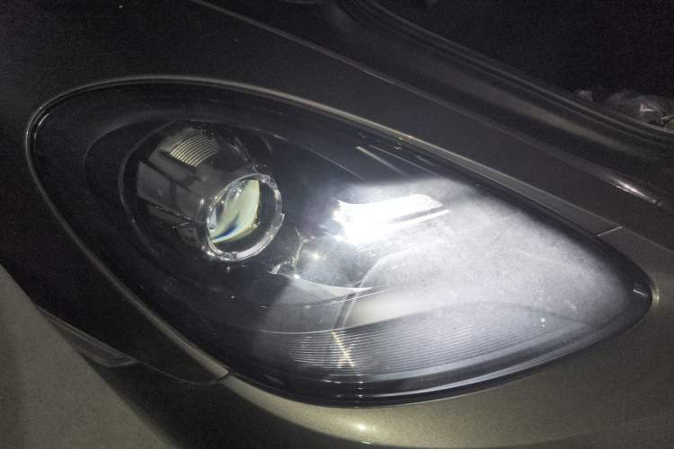 Used Porsche 718 2020 Cayman 2.0T Right Front Headlight