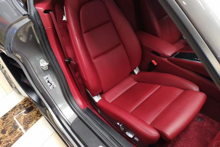 Used Porsche 718 2020 Cayman 2.0T Right Front Seat