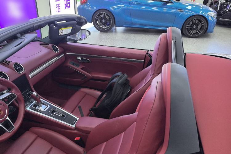 Used Porsche 718 2020 Boxster 2.0T Roof