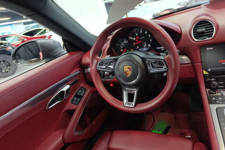Used Porsche 718 2020 Cayman 2.0T Steering Wheel