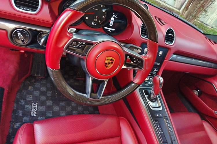Used Porsche 718 2020 Cayman 2.0T Steering Wheel