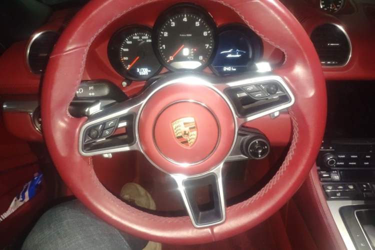 Used Porsche 718 2020 Boxster 2.0T Steering Wheel