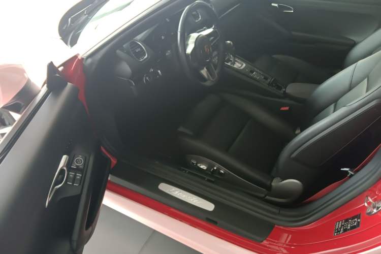 Used Porsche 718 2020 Boxster 2.0T Driver Seat