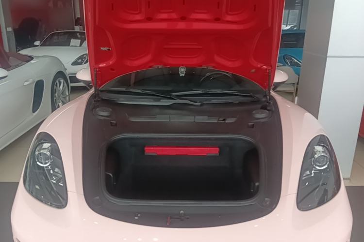Used Porsche 718 2020 Boxster 2.0T Engine Bay